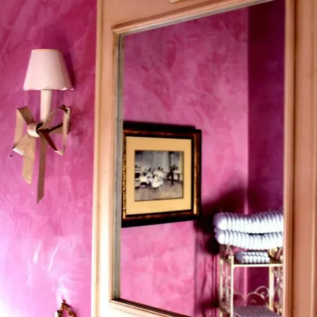 Edera Rossa Bed & Breakfast *